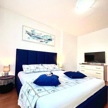 Luana Lux Apartment Пула Экстерьер фото